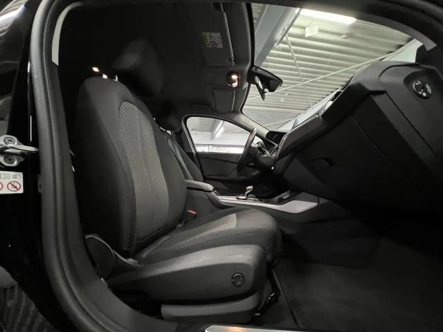 BMW 116 116d Advantage pakket Sedan