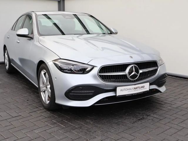Mercedes-Benz C 180 AVANTGARDE Sedan