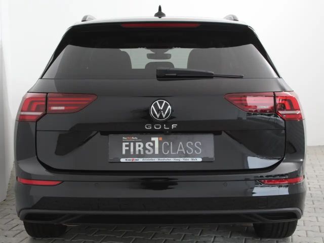 Volkswagen Golf Life Variant