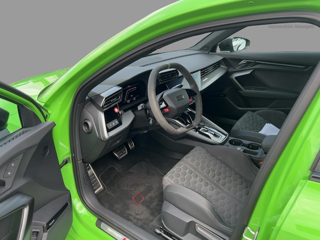 Audi RS3 Quattro S-Tronic Sedan