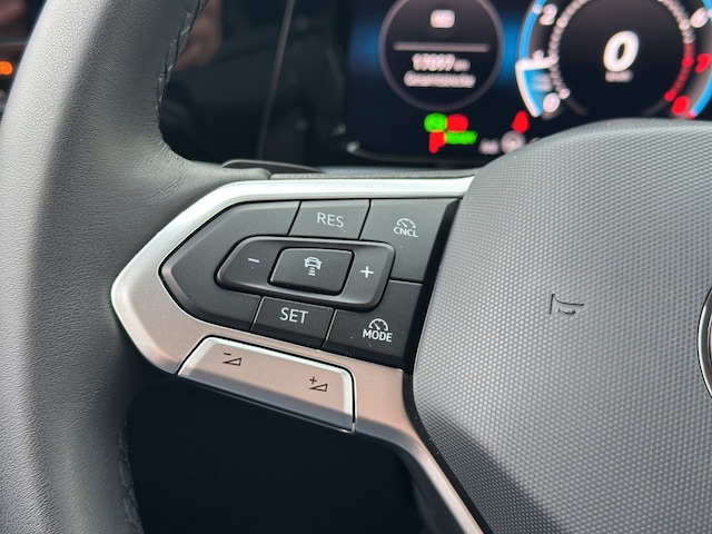 Volkswagen Golf 1.5 eTSI DSG Golf VIII