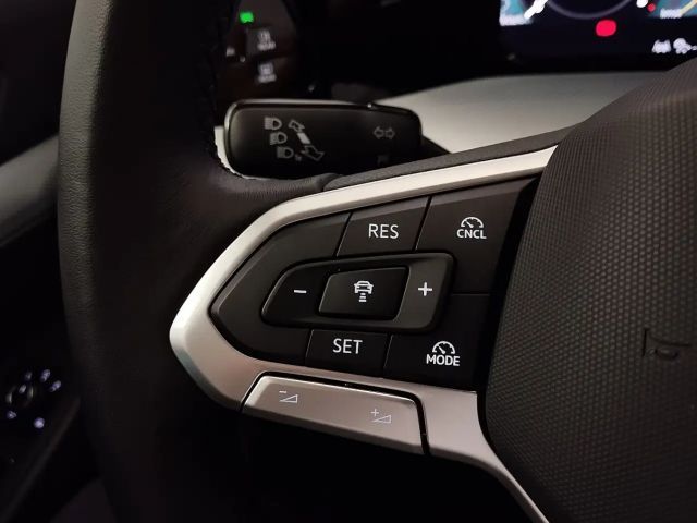 Volkswagen Golf 1,5 TSI *Goal*...AHK/Navi/LED