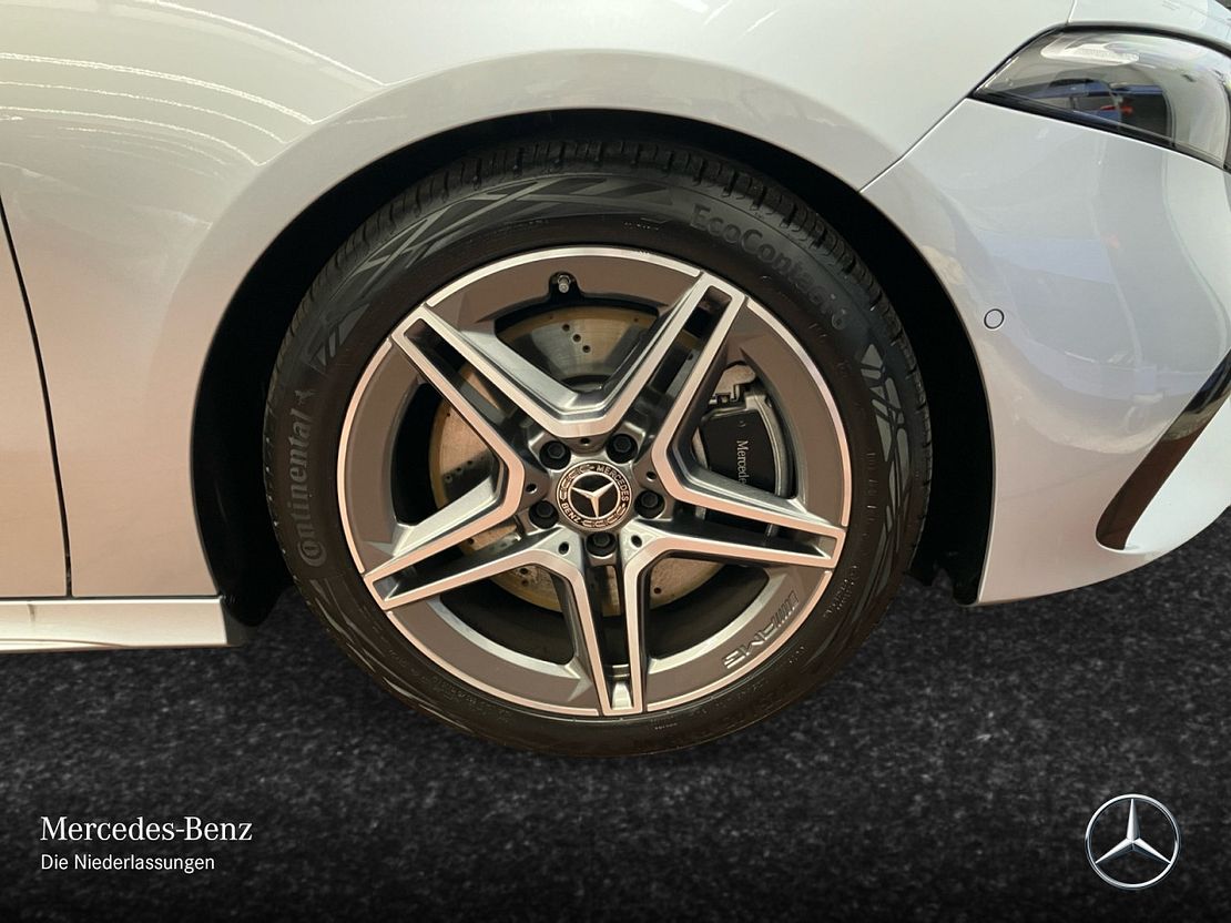 Mercedes-Benz A 250 4MATIC AMG Line