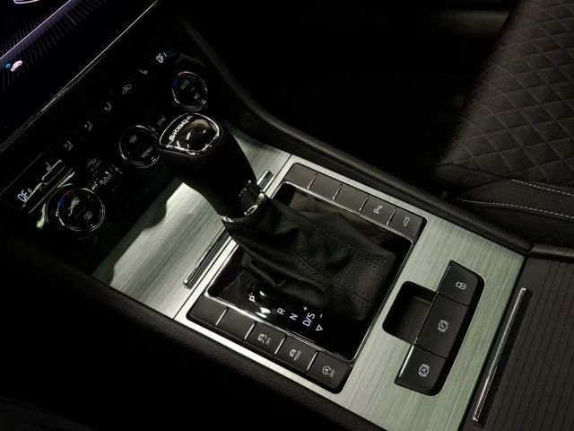 Skoda Superb 2.0 TDI Combi