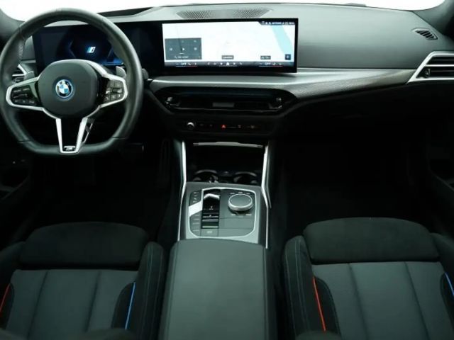 BMW 330 330e M-Sport Touring