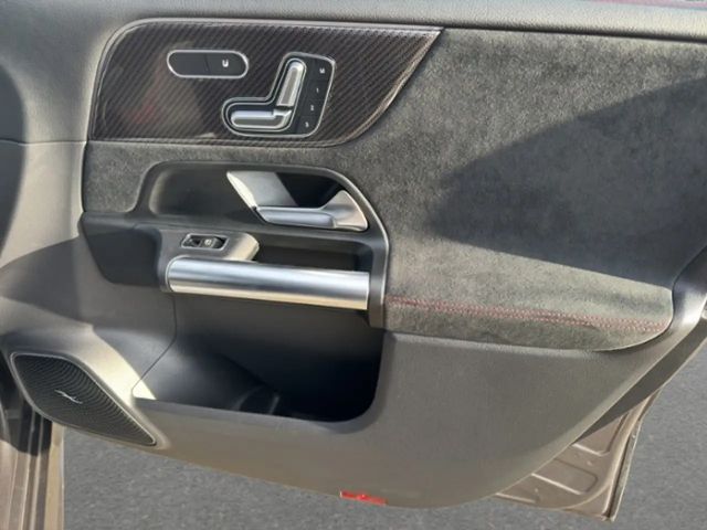 Mercedes-Benz B 220 AMG Line B 220 d Premium