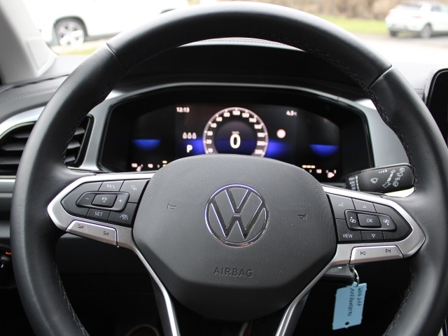 Volkswagen T-Roc 1.5 TSI -DSG- NAVI- KLIMA LED ALU