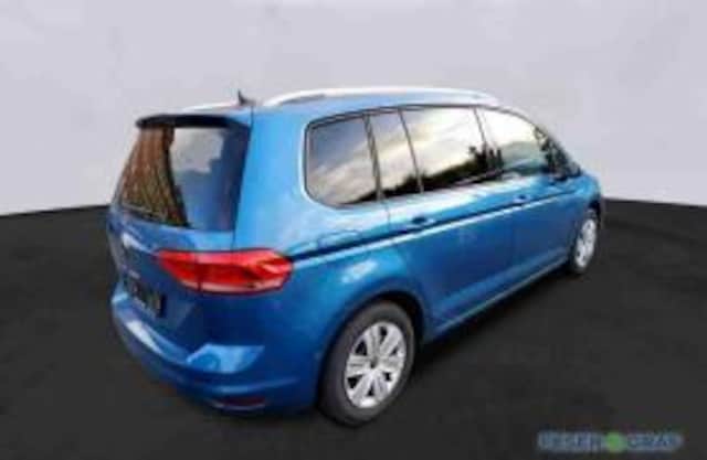 Volkswagen Touran 1.5 TSI DSG