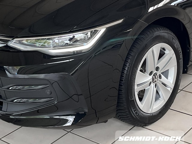 Volkswagen Golf 1.5 eTSI DSG Life