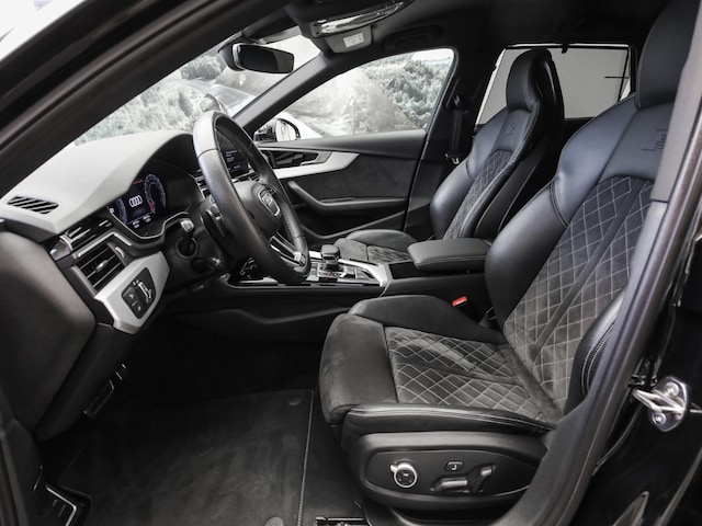 Audi A4 45 TFSI Avant Quattro S-Tronic