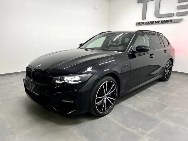 BMW 330 330e Touring xDrive