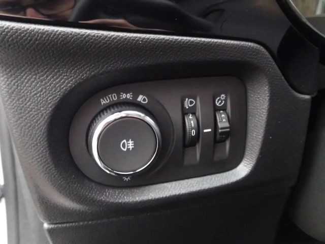 Opel Corsa 1.2 Turbo Edition