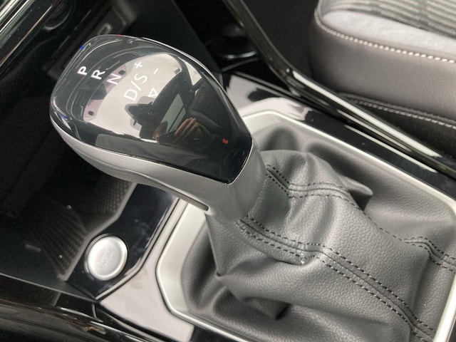 Volkswagen T-Roc 1.5 TSI DSG R-Line