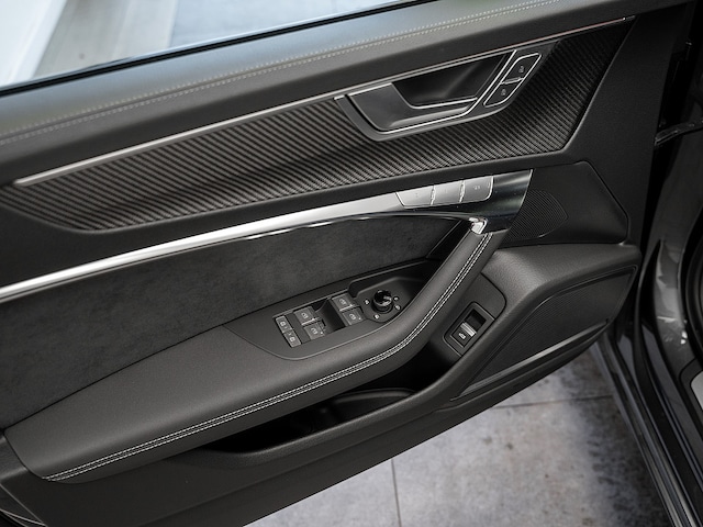 Audi S6 Avant Quattro