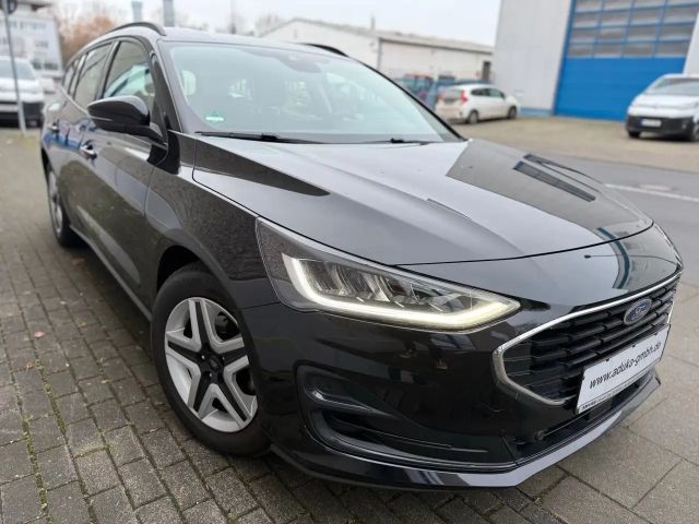 Ford Focus Cool & Connect Wagon