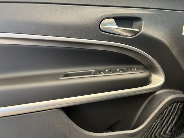 Jeep Avenger Upland MHEV 136 4XE