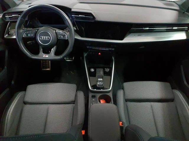 Audi A3 45 TFSI Hybride S-Line Sedan