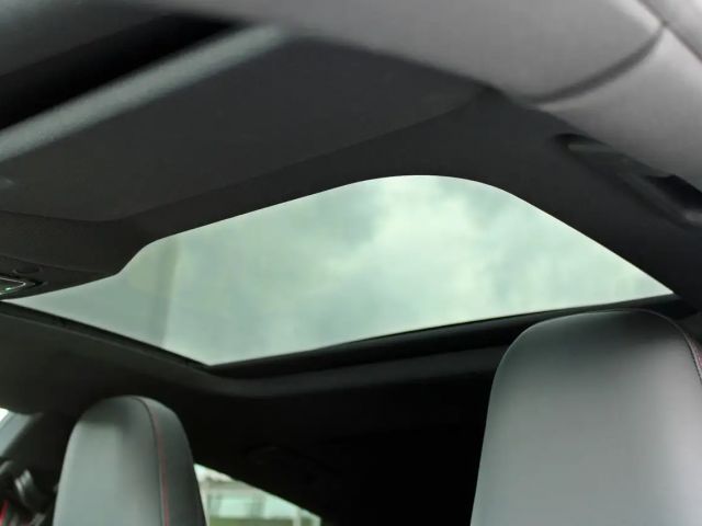 Audi RS7 BLACK PANO LASER LUFT RS SPORTABGAS B&O 280k