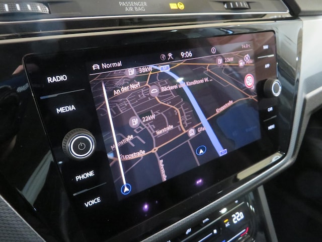 Volkswagen Touran 2.0 TDI DSG R-Line