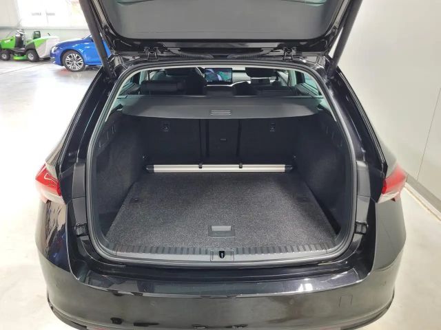 Skoda Octavia Combi Selection