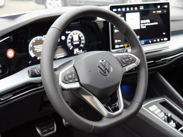 Volkswagen Golf 1.5 eTSI Golf VIII