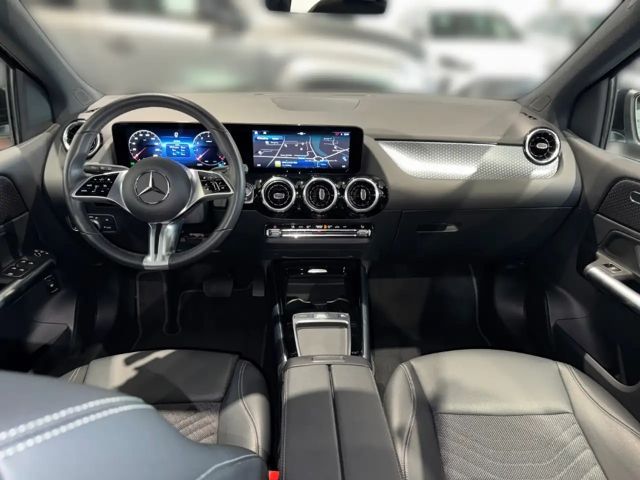 Mercedes-Benz B 200 EU6d++Wenige KM!++Schwenkbare AHK!++Kamera