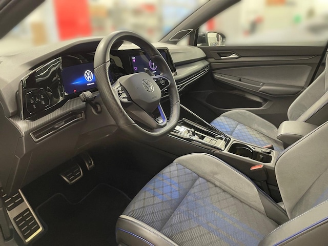 Volkswagen Golf 2.0 TSI Golf VIII