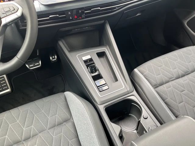 Volkswagen Golf 2.0 TDI DSG Variant