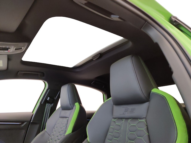 Audi RS3 Quattro S-Tronic Sedan