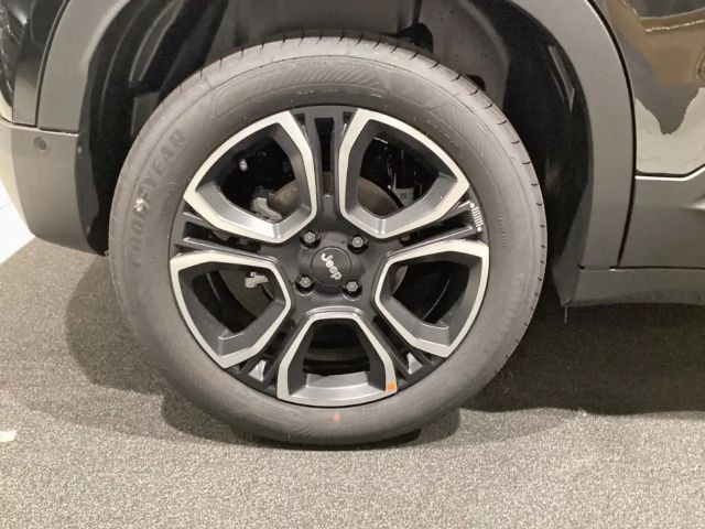 Jeep Avenger Full-Electric Summit