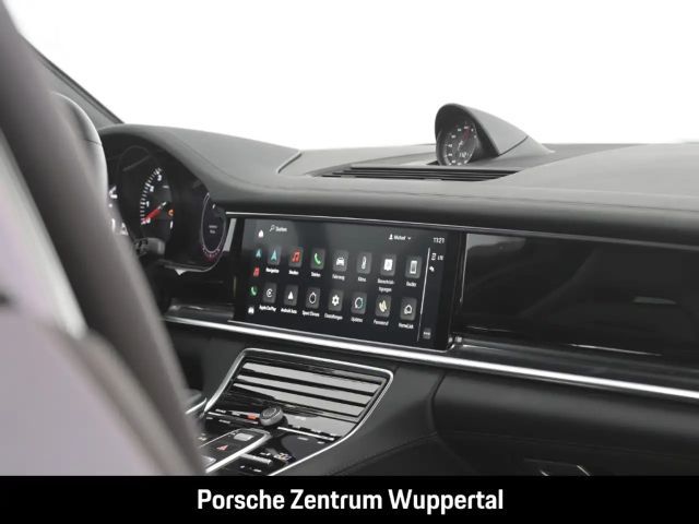 Porsche Panamera 4S
