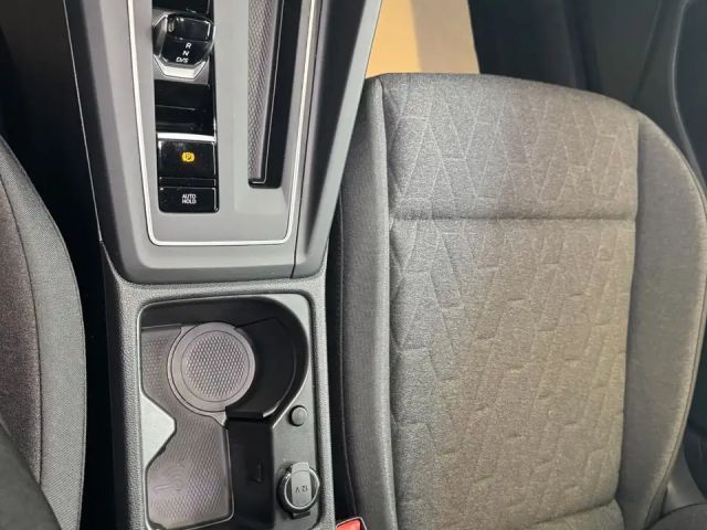 Volkswagen Golf 1.5 eTSI Golf VIII Life