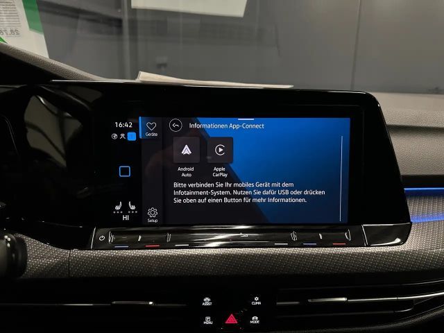 Volkswagen Golf 1.5 TSI DSG R-Line