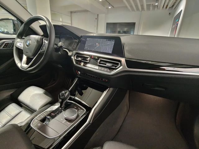 BMW 420 420i Coupé