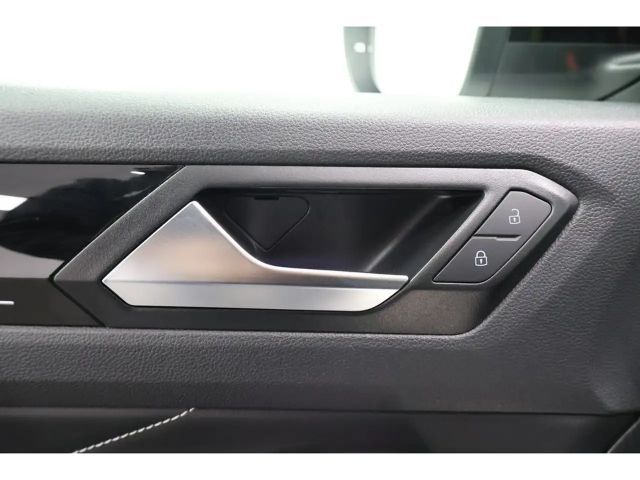 Volkswagen T-Roc 1.5 TSI Cabriolet R-Line