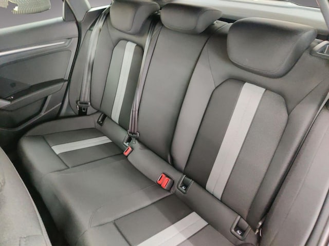 Audi A3 30 TDI Sportback