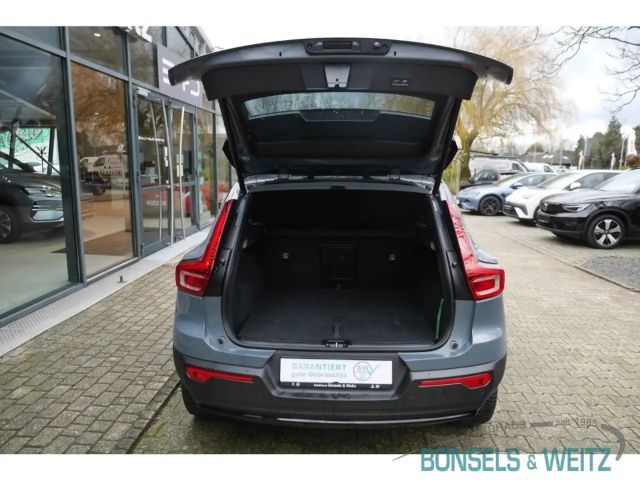 Volvo XC40 AWD Plus Recharge Twin Engine