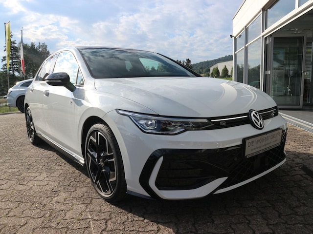 Volkswagen Golf DSG R-Line