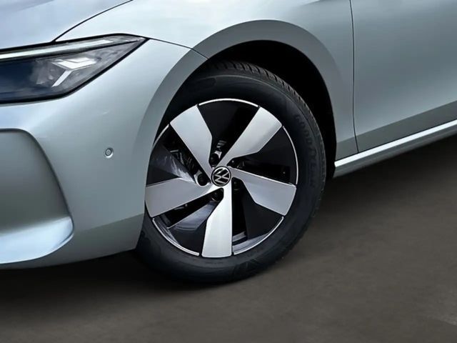 Volkswagen Passat 1.5 eTSI Business DSG