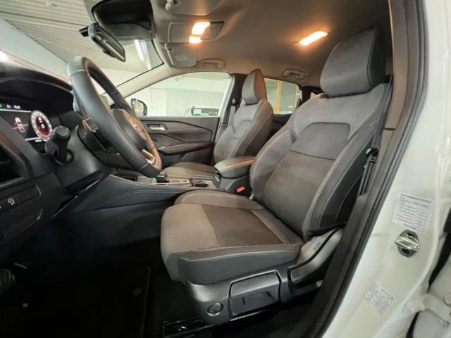 Nissan Qashqai 1.3 Connecta LED+KEYLESS+360°+ACC+VC uvm