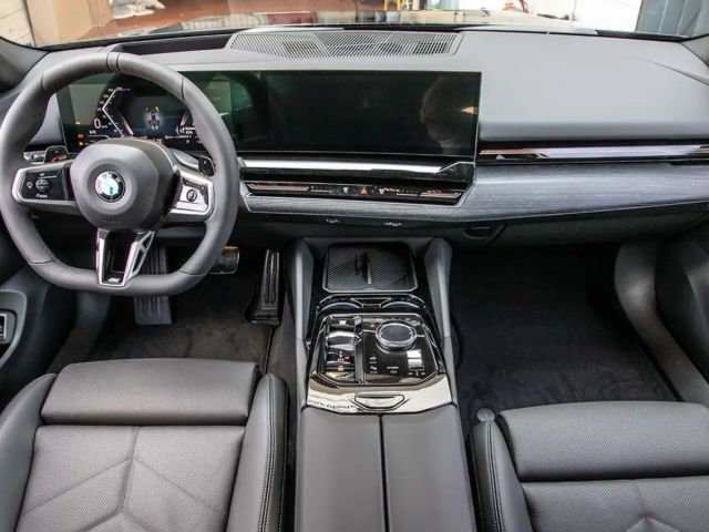 BMW 520 520d M-Sport xDrive
