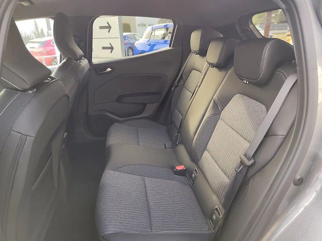 Mitsubishi Colt Intense