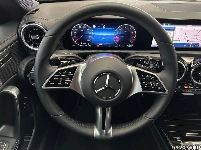 Mercedes-Benz CLA 200 Progressive