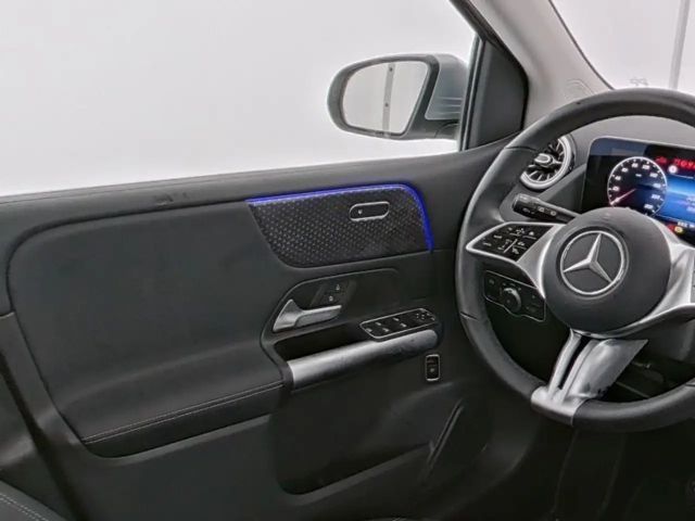 Mercedes-Benz B 180 Progressive Sedan