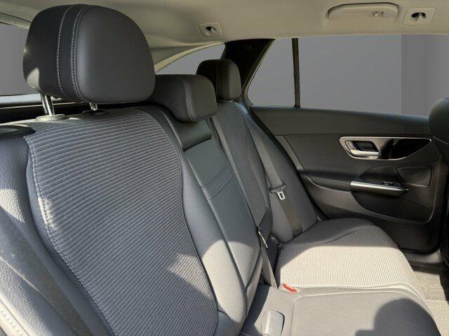 Mercedes-Benz C 200 AVANTGARDE C 200 d Estate