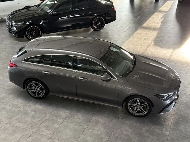 Mercedes-Benz CLA 200 AMG Line