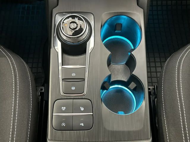 Ford Kuga Hybrid Titanium