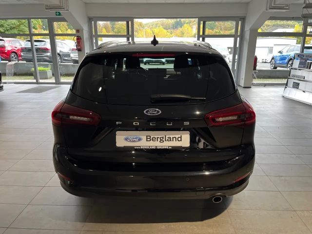 Ford Focus EcoBoost Titanium Wagon