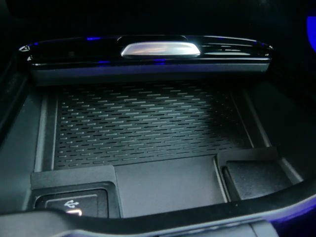 Mercedes-Benz A 200 AMG Line