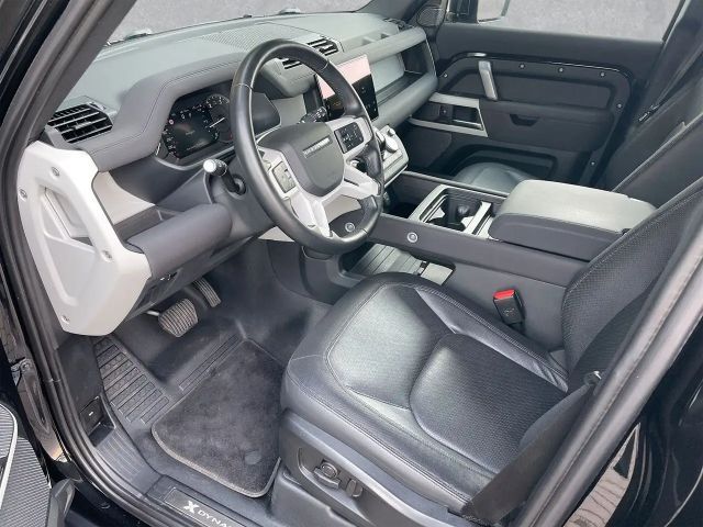 Land Rover Defender 110 D200 Dynamic SE